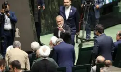 رأی صددرصدی مجلس دوازدهم به کابینه چهاردهم