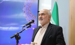 از جلسات در پستو و روابط پنهانی  محذور و بر اساس گفتمان رییس جمهور از ظرفیت جوانان ،اقوام و زنان استفاده خواهم کرد