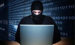 دستگیری  نوجوان کلاهبردار با ترفند درگاه اینترنتی جعلی سامانه ثنا در آبادان