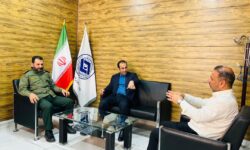 نشست مشترک مجمع بسیجیان ناحیه مقاومت بسیج امام علی(ع) اهواز و اتاق تعاون استان