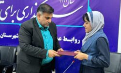 هلن محمودی، مخترع دست هوش مصنوعی، مورد تجلیل پیمان جهانگیری قرار گرفت