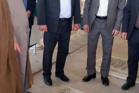 تجدید میثاق کارکنان  دادگستری مسجدسلیمان با آرمان های  شهدا در هفته دفاع مقدس/ حجت الاسلام مرعشی : شهدا با نثار خون ، عزت و استقلال ایران را تضمین کردند