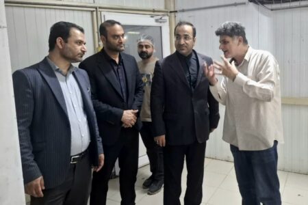 بازدید مجمع نخبگان اهواز از مجموعه «تک‌نان»؛ تأکید بر حمایت از تولیدکنندگان در شرایط اقتصادی